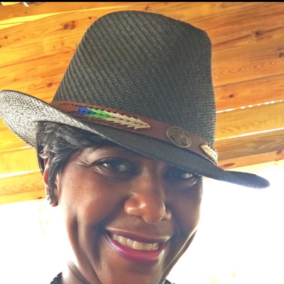 STRAW HAT - Picture 1 of 9